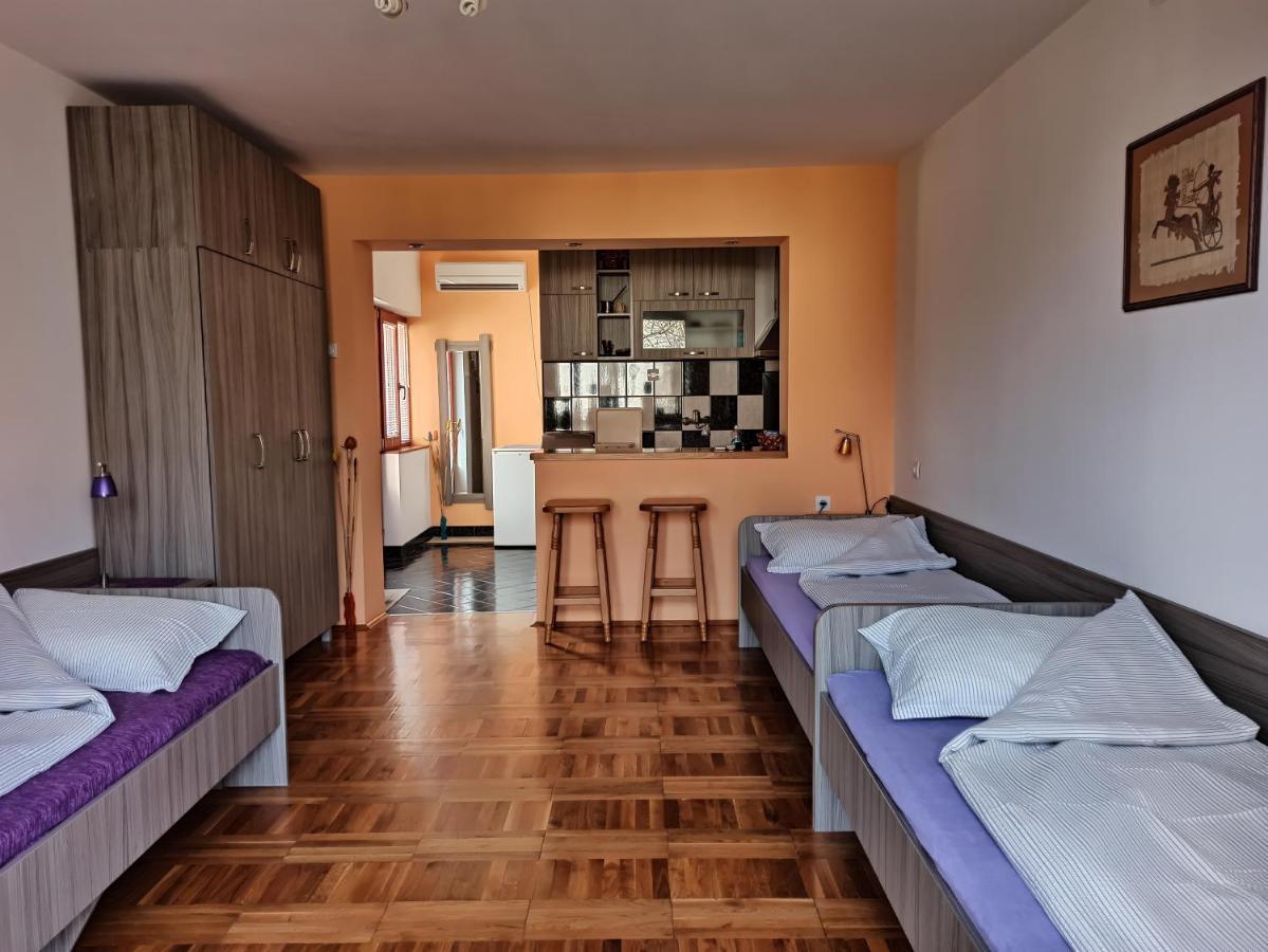 Apartman Ristic Niska Banja Luaran gambar
